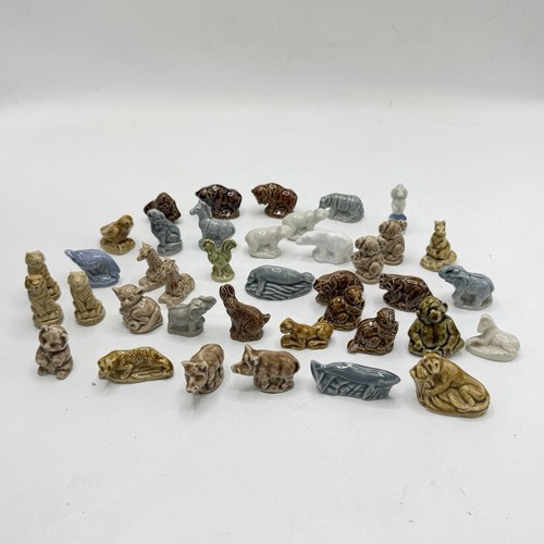 Wades whimsies lot - whimsies, of