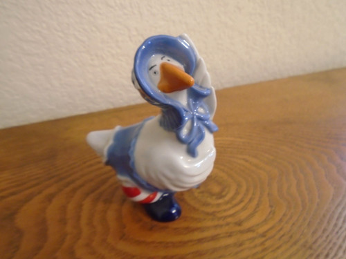 Wade mother goose very - mother,